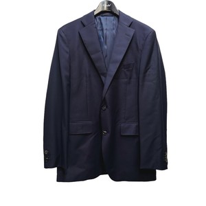 THE SUIT COMPANY