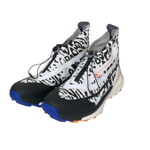 adidas by stella McCartney