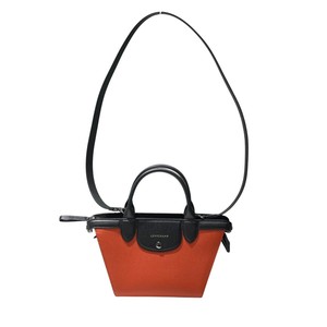 LONGCHAMP