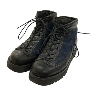 WHITE MOUNTAINEERING×Danner