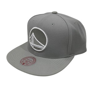 MITCHELL & NESS
