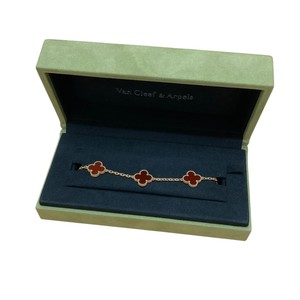 VAN CLEEF ＆ ARPELS
