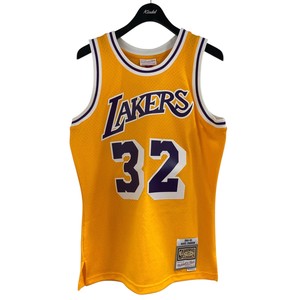 MITCHELL & NESS