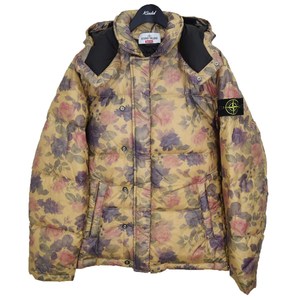 Supreme × STONE ISLAND