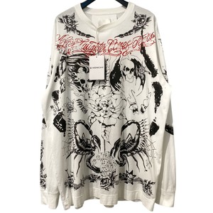 GIVENCHY
