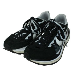 sacai × NIKE