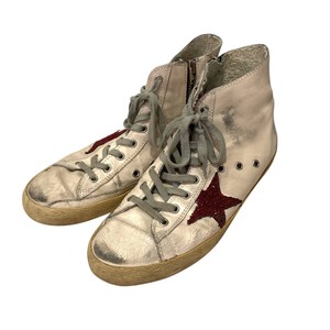 GOLDEN GOOSE