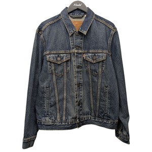 Levis