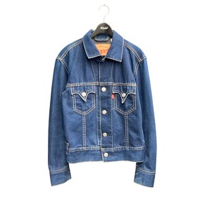 LEVI’S