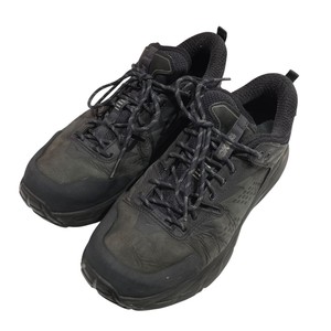 HOKAONEONE
