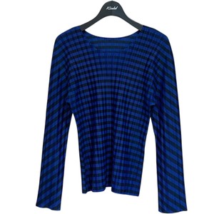 PLEATS PLEASE